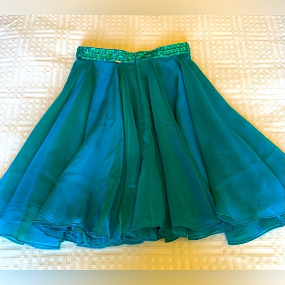 Sherri Hill jade turquoise, green, two piece stunning dress - Picture 3 of 8